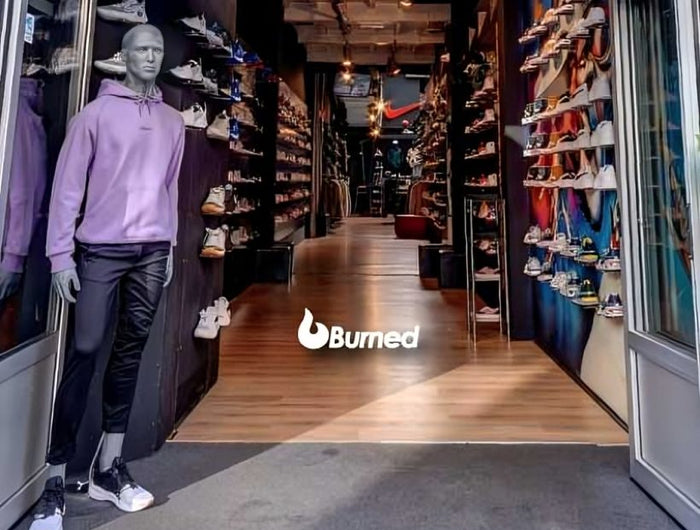 Burned Den Bosch Sneakers, Streetwear, basketbal, voorkant ingang