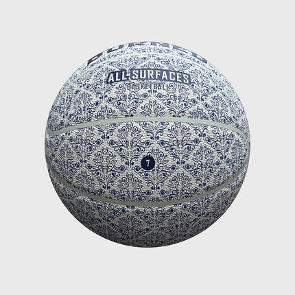 Burned In/Outdoor Basketbal Delfts Blauw, maat 7, vrijstaand op grijze achtergrond - Burned Sports