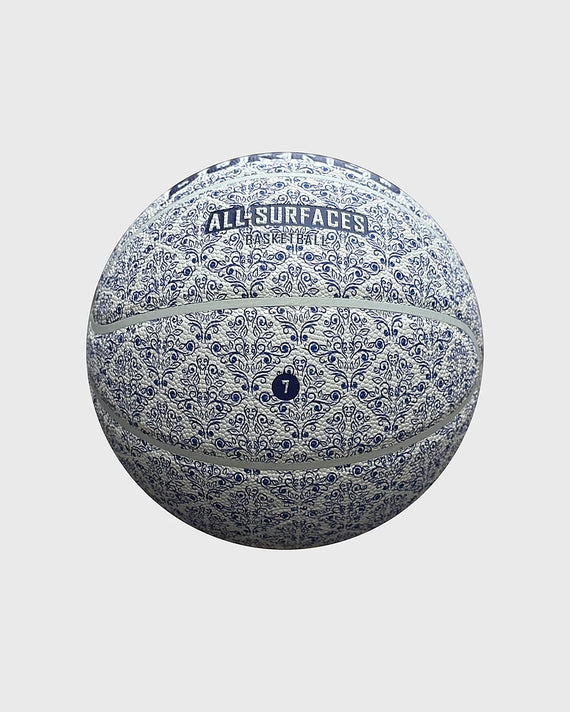 Burned In/Outdoor Basketbal Delfts Blauw, maat 7, vrijstaand op grijze achtergrond - Burned Sports