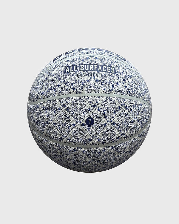 Burned In/Outdoor Basketbal Delfts Blauw, maat 7, vrijstaand op grijze achtergrond - Burned Sports