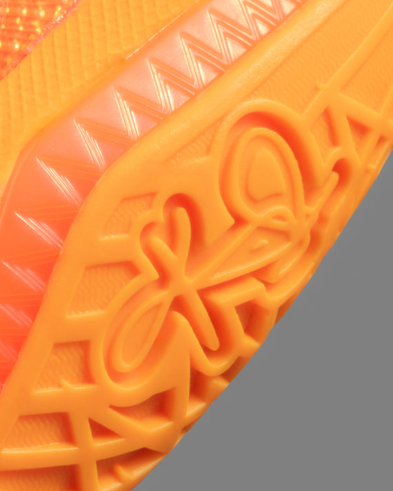 Anta KAI 3 Basketbalschoen 'Calcite / Sun'