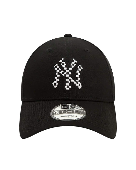 New-York-Yankees-Seasonal-Infill-9FORTY-Adjustable-Cap-Black-Center