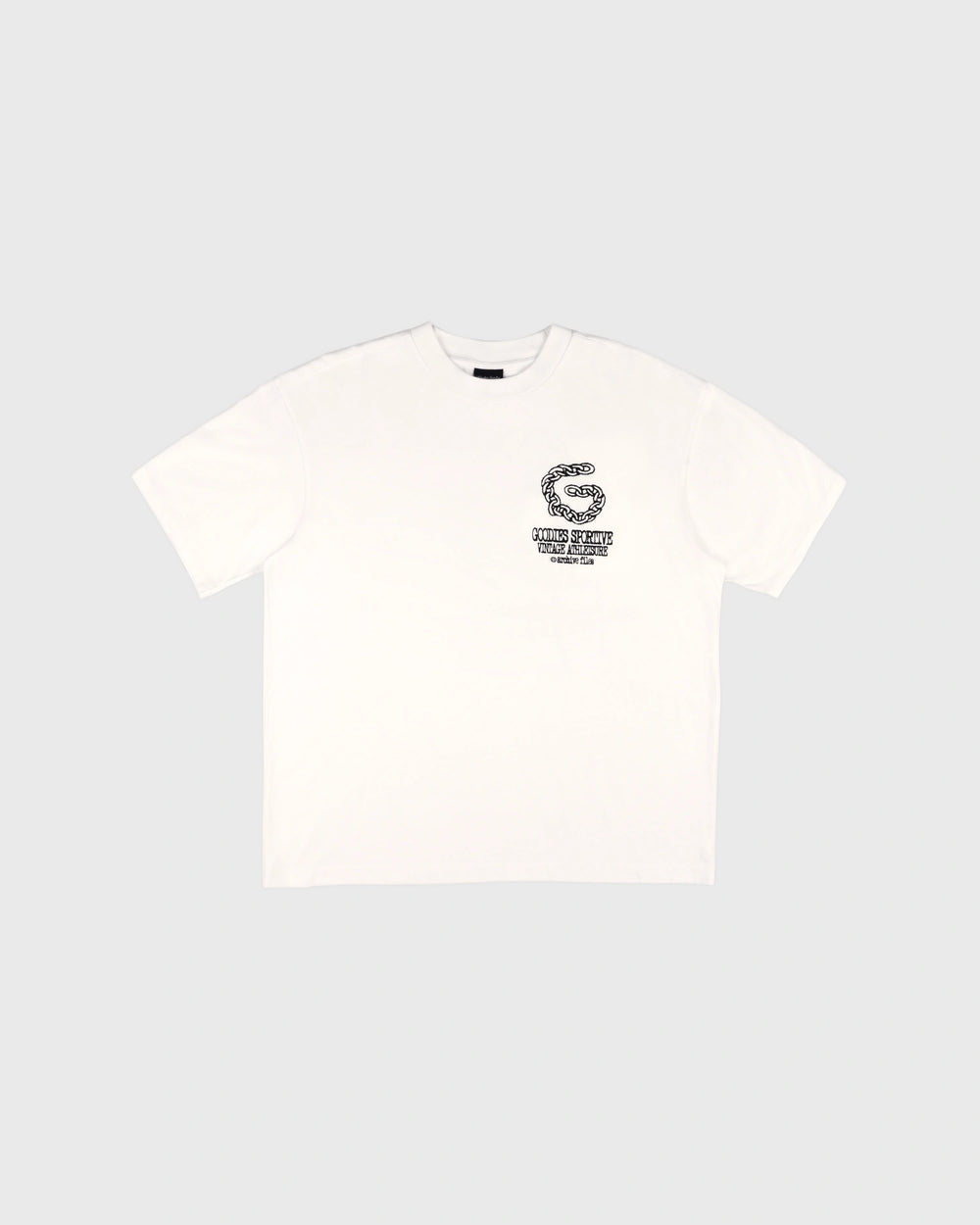 Goodies Sportive Chain Tee wit, achterkant met het getekende kettingartwork in zwart.