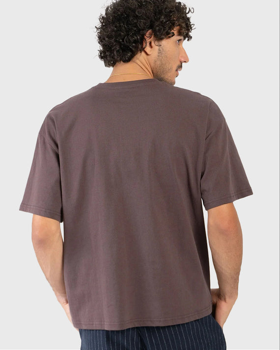 Kaotiko Bouquet Organic Cotton Cropped T-Shirt Bruin