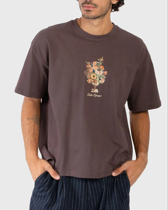 Kaotiko Bouquet Organic Cotton Cropped T-Shirt Bruin