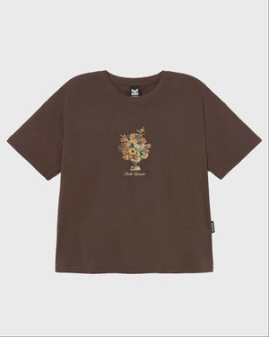 Kaotiko Bouquet Organic Cotton Cropped T-Shirt Bruin