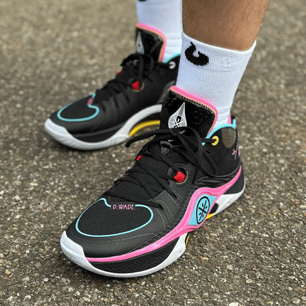 li-ning-showdow-5-way-of-wade-miami-nights-burned-sports-on-feet