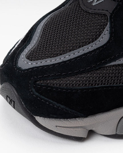 New Balance 9060 Laufschuh Schwarz Hellgrau