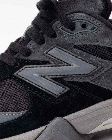 New Balance 9060 Laufschuh Schwarz Hellgrau