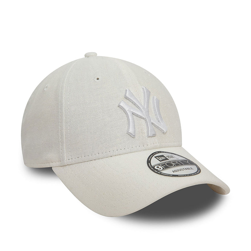 New York Yankees Linen 9FORTY Adjustable Cap