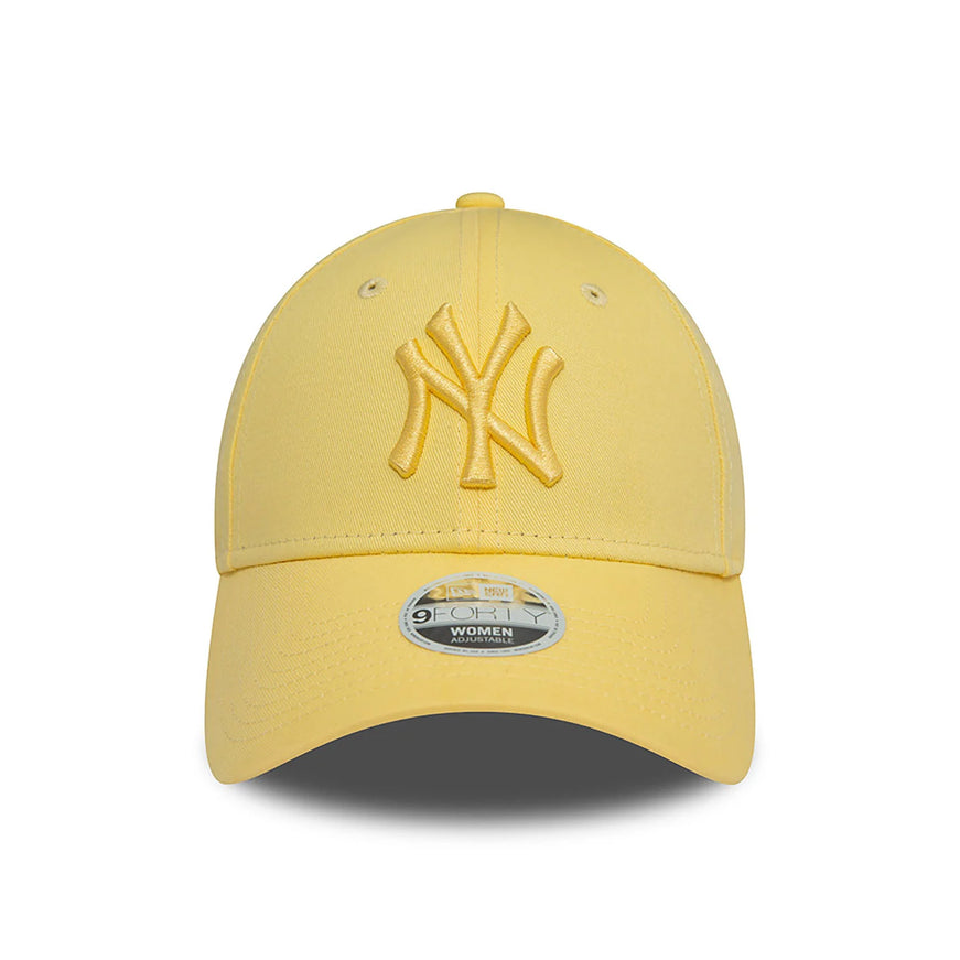 New-Era-new-york-yankees-womens-league-essential-pastel-yellow-9forty-adjustable-cap-Center