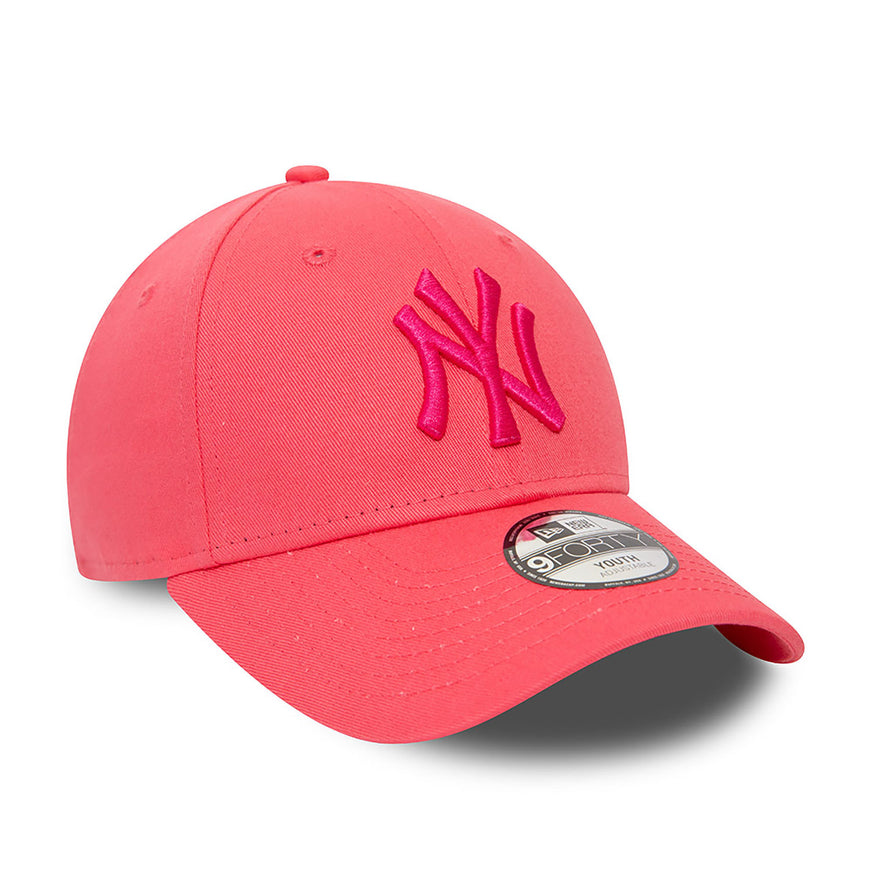 New-York-Yankees-9Forty-Youth-Cap-Neon-Pink-Right