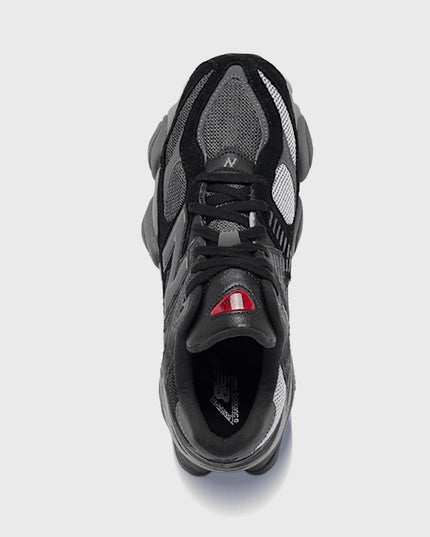 New Balance 9060 Sneaker Zwart Lichtgrijs bovenaanzicht