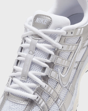 Nike P-6000 Sneaker Wit / Zilver  cu 2