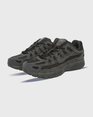 Nike P-6000 SE Sneaker Off Noir zijaanzicht