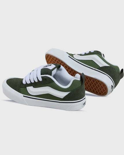 Vans Knu Skool Sneaker Groen Zoolaanzicht en bovenaanzicht