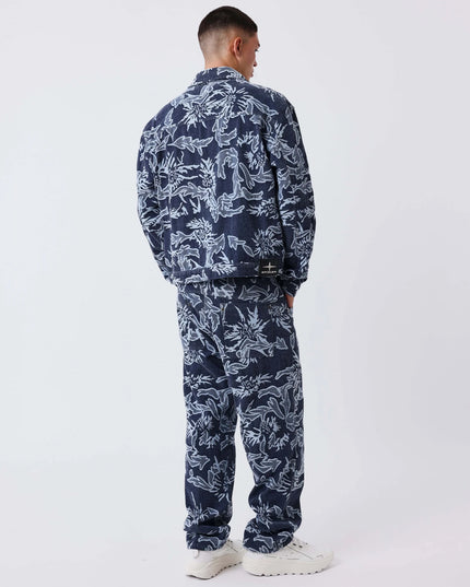 Project X Paris Jacquard Bloemen Jeans, gedragen, achteraanzicht volledige lengte.
