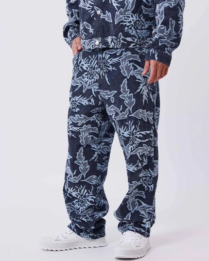 Project X Paris Jacquard Bloemen Jeans, gedragen, driekwart vooraanzicht lopend.
