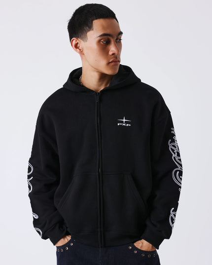 Project X Paris Zip Hoodie Zwart, gedragen door een model, opname 2.