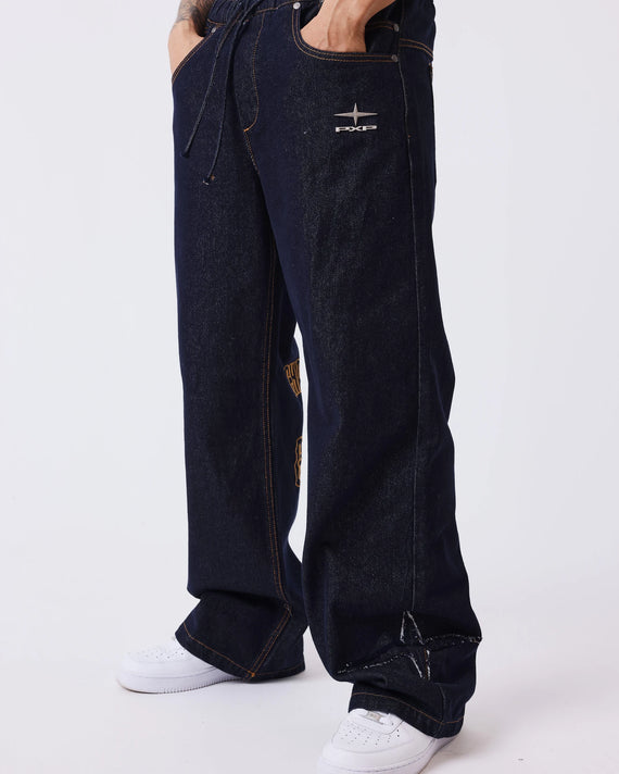Project X Paris Snow Wide-Leg Jeans Ruwe Denim, gedragen door een model, opname 3.