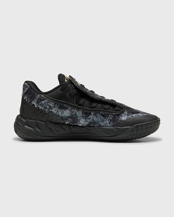 Puma MB.05 Lo Team Basketbalschoen Zwart Goud