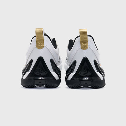  Rigorer AR3 Basketbalschoenen – Signature Performance van Austin Reaves achterkant