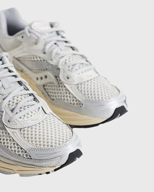 Saucony Progrid Omni 9 Sneaker Lichtgrijs Creme cu