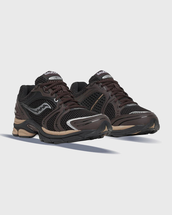 Saucony ProGrid Triumph 4 Sneaker Bruin / Beige zijaanzicht