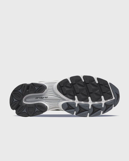 Saucony Progrid Triumph 4 Sneaker Wit / Zilver zoolaanziht