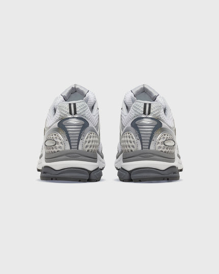 Saucony Progrid Triumph 4 Sneaker Wit / Zilver achteraanzicht
