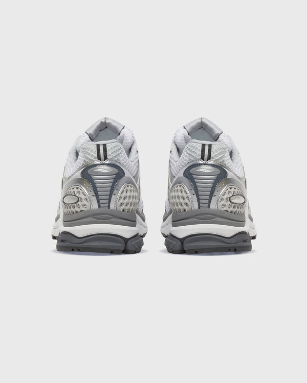 Saucony Progrid Triumph 4 Sneaker Wit / Zilver achteraanzicht