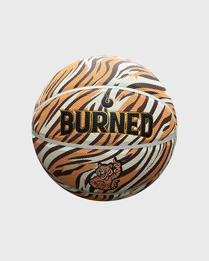 Burned In/Outdoor Basketbal Tiger, maat 7, vrijstaand op grijze achtergrond - Burned Sports