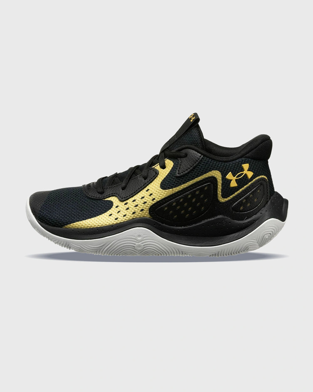 Under Armour Jet '23 GS Basketbalschoen Zwart Goud linkeraanzicht