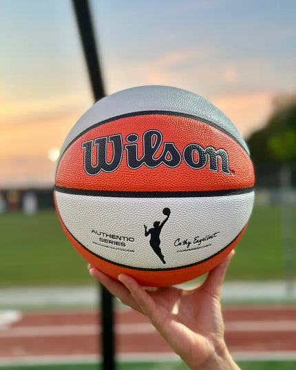 Wilson WNBA Authentic In/Outdoor Basketbal (6)