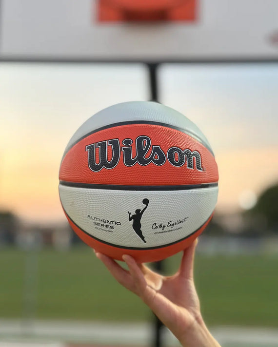 Wilson WNBA Authentic Serie Outdoor Basketbal (6)