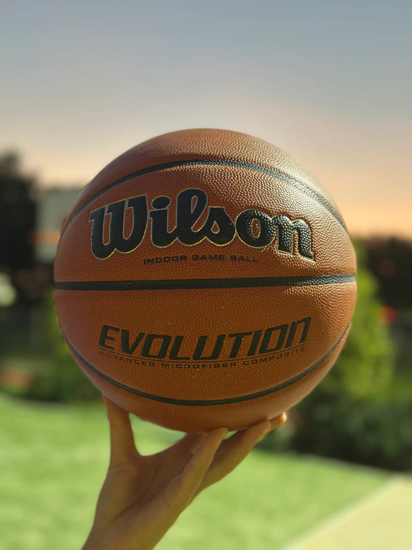 Wilson Evolution Indoor Basketbal Maat 6 & 7