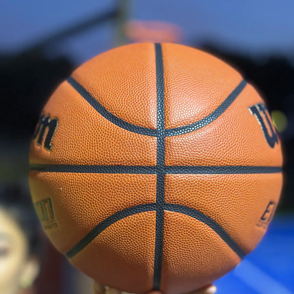 Wilson Evolution Indoor Basketbal Maat 6 & 7