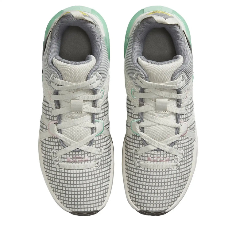 LeBron Witness VII Gris Clair