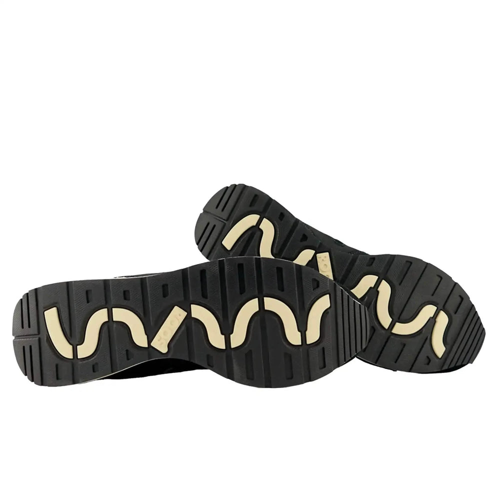 Coil R3 Sneaker Black Sand