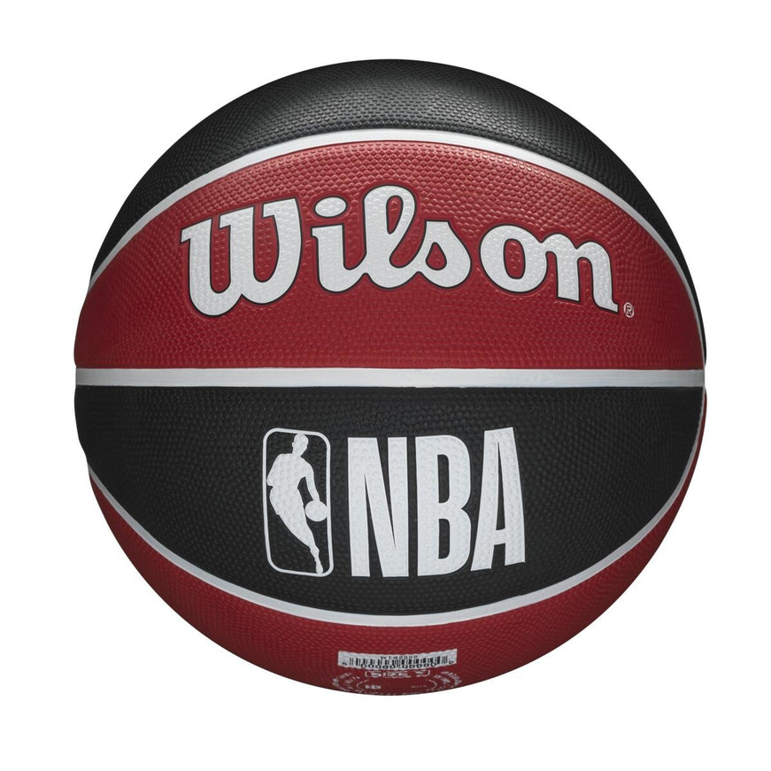 Ballon de basket Wilson NBA CHICAGO BULLS Tribute (7)