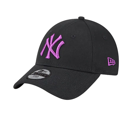New York Yankees  9Forty Youth Cap Black Purple