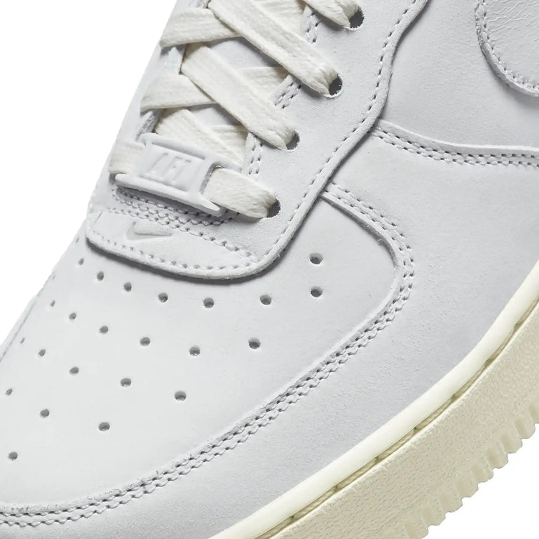 Air Force 1 Premium "Summit White"