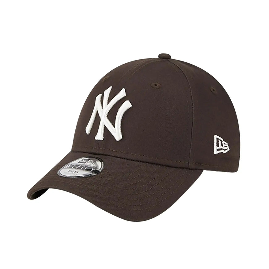 New York Yankees  9Forty Youth Cap Brown White