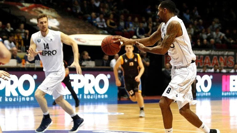 Donar Groningen players in white Burned Sports scrimmage uniforms